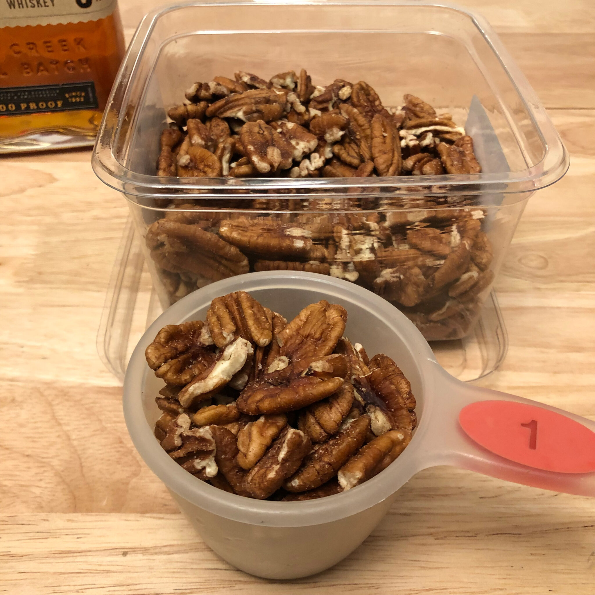 Easy and Delicious PecanInfused Bourbon Home Recipe VegettoEX